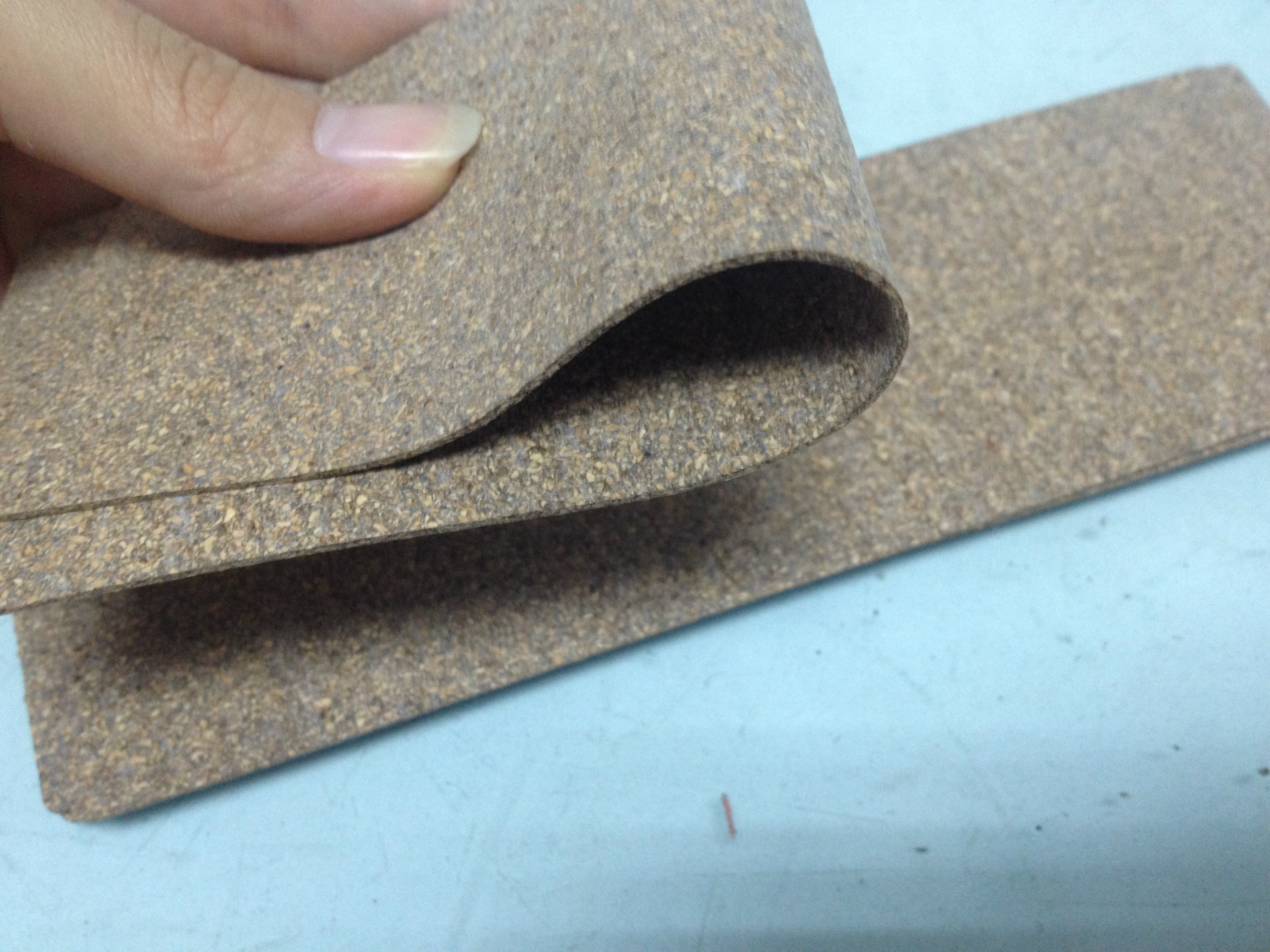 Alam mo ba ang pagpapakilala ng cork rubber sheet?